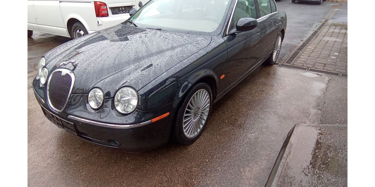 Jaguar S-Type 90.000 km 14.990 &euro; Wiesbaden 65199