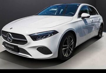 Mercedes-Benz A 200 18.000 km 30.350 &euro; Wiesbaden 65189