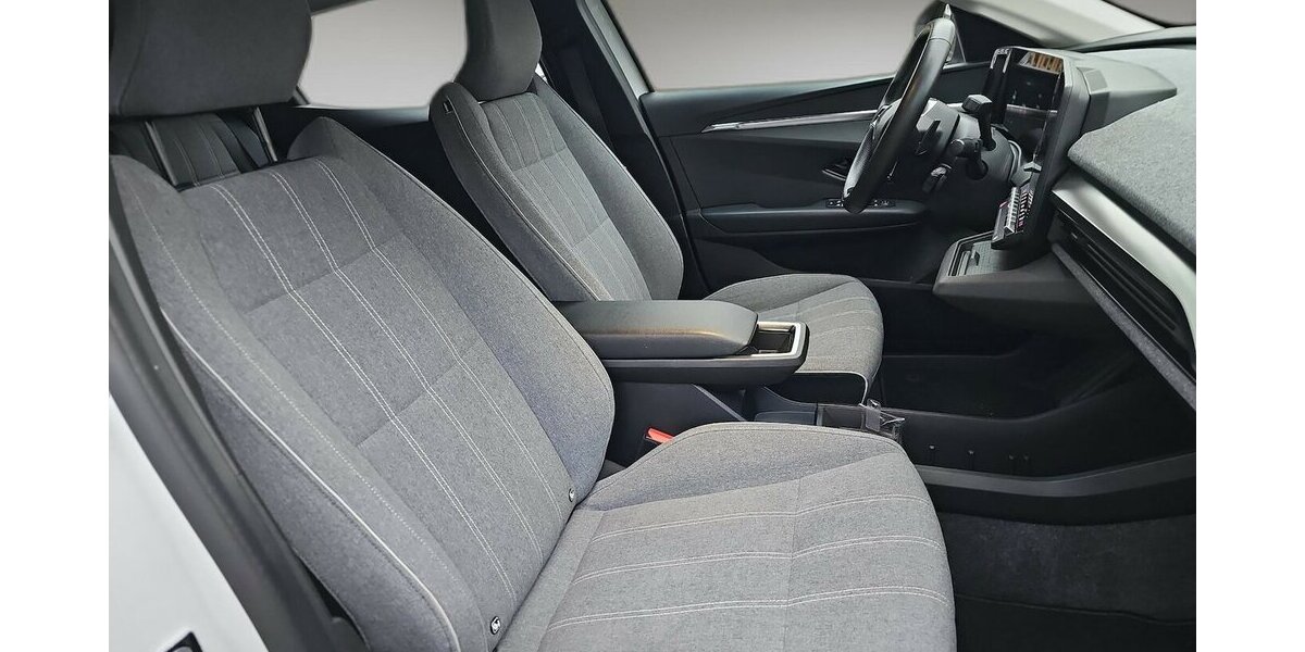 Renault Megane E-Tech Electric Equilibr+ 16300 .- Netto 21.313 km 19.397 &euro; Schwalbach/Taunus 65824