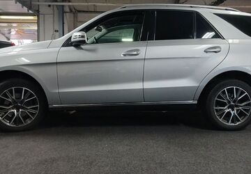 Mercedes-Benz ML 250 173.900 km 16.000 &euro; Rüsselsheim 65428