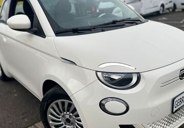 Fiat 500e 3.093 km 21.990 &euro; Mainz 55120