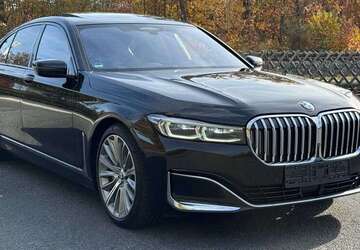BMW 750 177.838 km 39.990 &euro; Mörfelden-Walldorf 64546