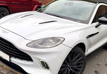 Aston Martin DBX 46.250 km 124.900 &euro; Kiedrich 65399