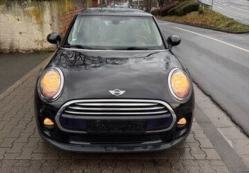 Mini Cooper D 205.329 km 5.599 &euro; Wiesbaden 65189