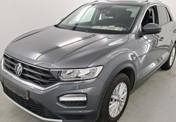 VW T-Roc 137.000 km 15.351 &euro; Kelkheim 65779