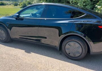 Tesla Model Y 3.400 km 39.900 &euro; Mainz 55120