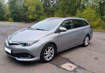 Toyota Auris Touring Sports 216.671 km 8.100 &euro; Bingen am Rhein 55411
