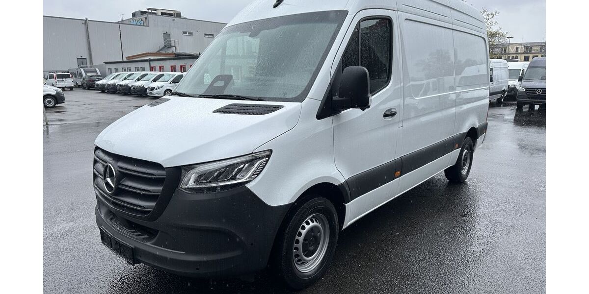 Mercedes-Benz Sprinter 8.383 km 51.170 &euro; Mainz 55122