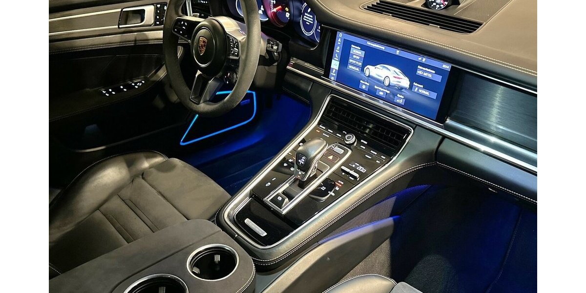 Porsche Panamera GTS |Sport-Design|Chrono|S.AGA|HA-Lenkung 61.091 km 87.999 &euro; Mainz-Kostheim 55246