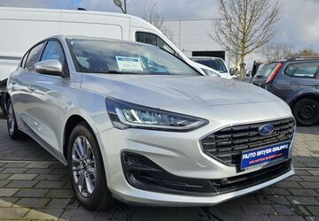 Ford Focus 1.001 km 30.930 &euro; Wiesbaden 65203