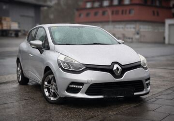 Renault Clio 141.250 km 5.999 &euro; Kelkheim 65779