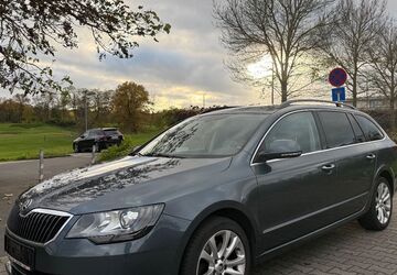 Skoda Superb 262.993 km 7.990 &euro; Budenheim 55257