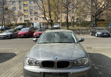 BMW 118 378.460 km 2.385 &euro; Wiesbaden 65199