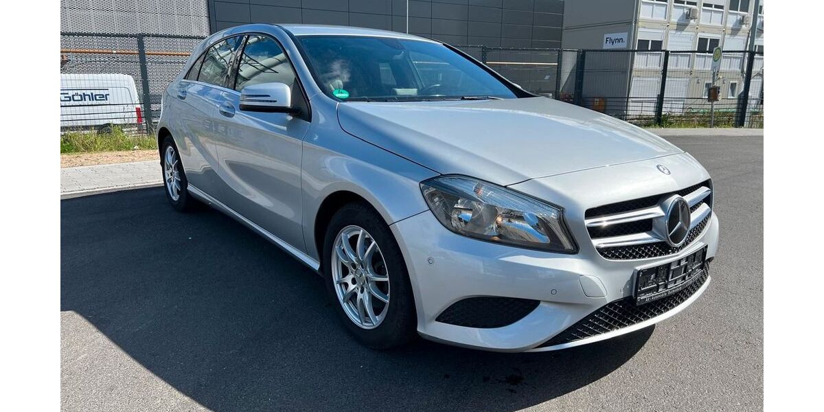 Mercedes-Benz A 180 117.930 km 13.490 &euro; Ginsheim-Gustavsburg 65462