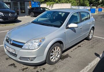 Opel Astra 221.000 km 1.650 &euro; Wiesbaden 65199
