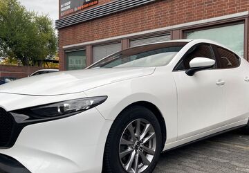 Mazda 3 91.000 km 13.990 &euro; Rüsselsheim am Main 65428