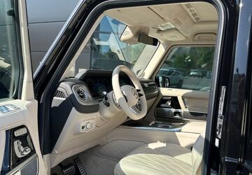 Mercedes-Benz G 450 15.600 km 159.900 &euro; Raunheim 65479