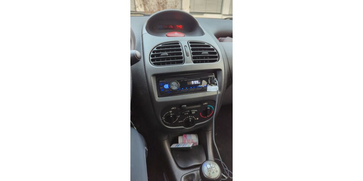 Peugeot 206 180.000 km 1.000 &euro; Eddersheim 65795