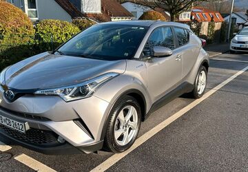 Toyota C-HR 104.232 km 16.490 &euro; Eppstein 65817