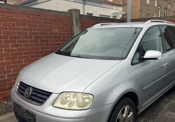 VW Touran 289.000 km 989 &euro; Mainz - Mombach 55120