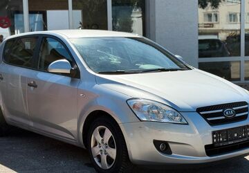 Kia ceed / Ceed 232.825 km 2.250 &euro; Wiesbaden 65203
