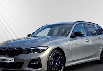 BMW 330 120.837 km 29.388 &euro; Wiesbaden 65203