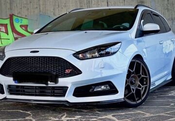 Ford Focus 124.580 km 14.300 &euro; Eschborn 65760