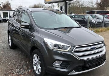 Ford Kuga 149.800 km 14.890 &euro; Mainz-Kastel 55252