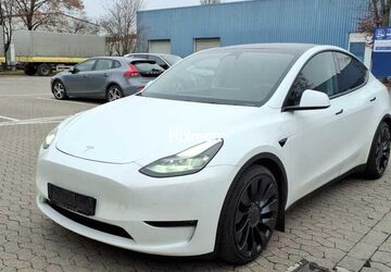 Tesla Model Y 118.188 km 30.760 &euro; Eschborn 65760
