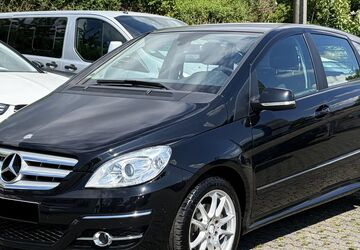 Mercedes-Benz B 200 62.000 km 8.990 &euro; Wiesbaden 65199