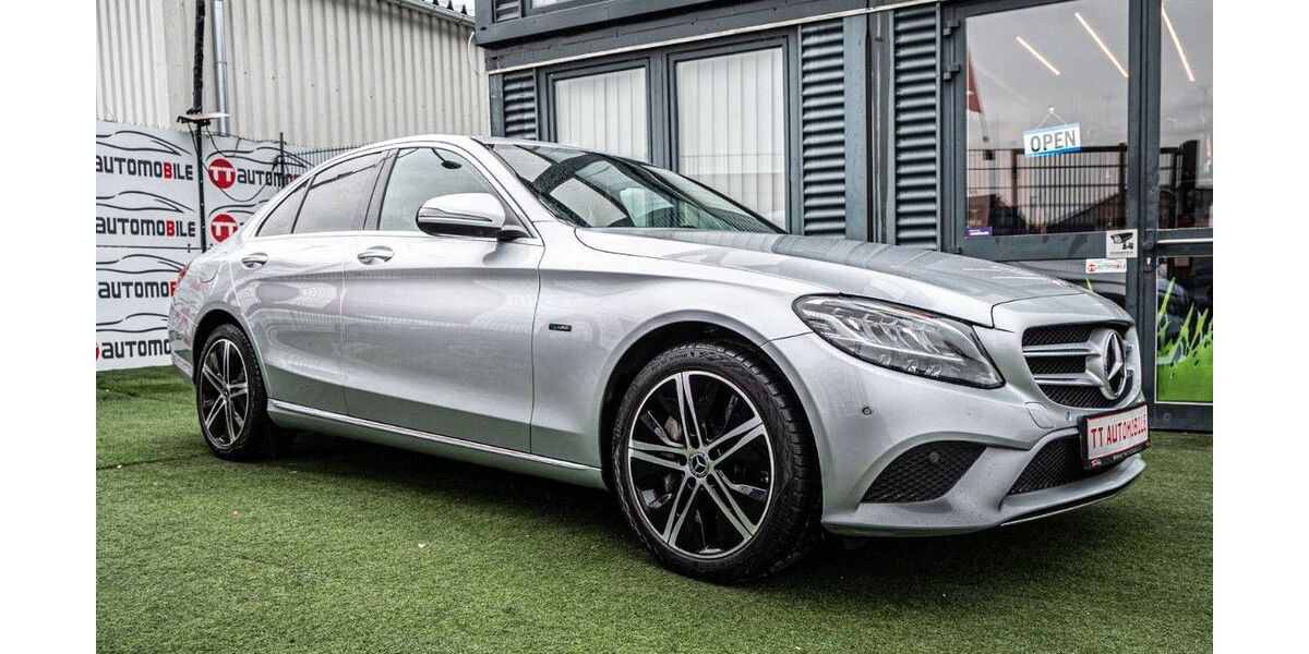 Mercedes-Benz C 300 134.700 km 25.300 &euro; Rüsselsheim 65428