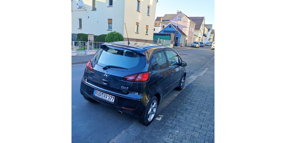 Mitsubishi Colt 250.000 km 2.199 &euro; Aarbergen 65326