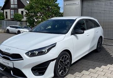 Kia ceed Sportswagon 1.500 km 31.990 &euro; Wiesbaden 65199