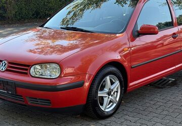 VW Golf 126.000 km 2.390 &euro; Rüsselsheim 65428