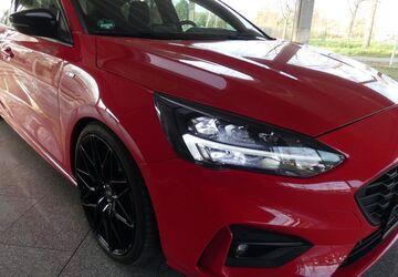 Ford Focus 90.517 km 14.599 &euro; Mainz 55120