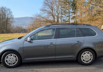 VW Golf 242.000 km 2.899 &euro; Kelkheim 65779