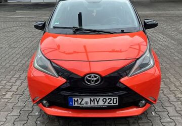 Toyota Aygo (X) 111.951 km 5.850 &euro; Mainz 55126