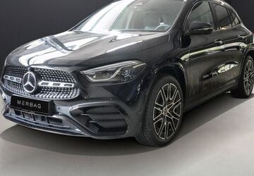 Mercedes-Benz GLA 200 9.300 km 43.890 &euro; Wiesbaden 65189