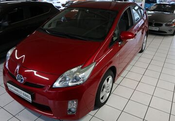 Toyota Prius 65.000 km 9.910 &euro; Wiesbaden 65199