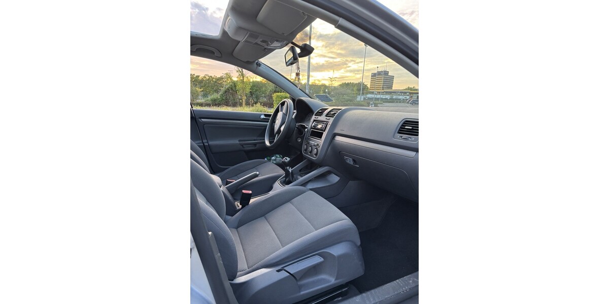 VW Golf 173.000 km 4.500 &euro; Wiesbaden 65183