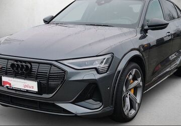 Audi e-tron 35.199 km 47.680 &euro; Mainz 55131