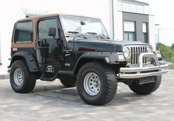 Jeep Wrangler 165.000 km 16.900 &euro; Mainz 55129