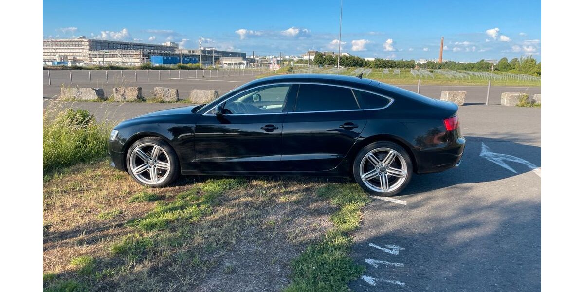 Audi A5 214.900 km 13.600 &euro; Mainz 55128