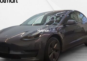 Tesla Model 3 34.887 km 26.597 &euro; Eschborn 65760