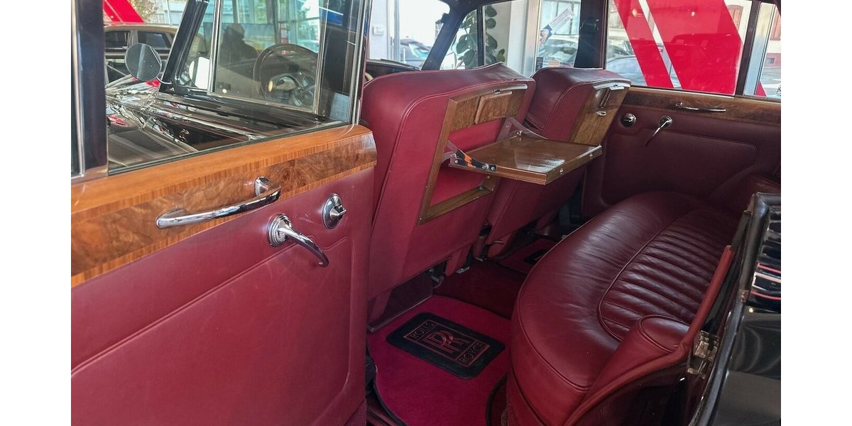 Rolls Royce Silver Cloud III 6.2 |Schwarz-Rot|Classic Data 2| 112.506 km 49.999 &euro; Mainz-Kostheim 55246