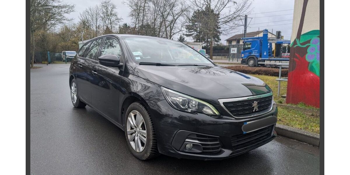 Peugeot 308 124.284 km 9.990 &euro; Mainz 55128