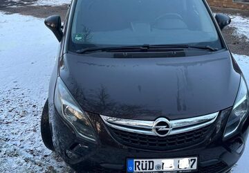 Opel Zafira Tourer 118.500 km 8.100 &euro; Schlangenbad 65388