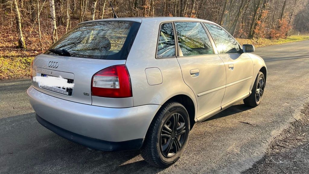 Audi A3 260.000 km 2.700 &euro; Bad Camberg 65520