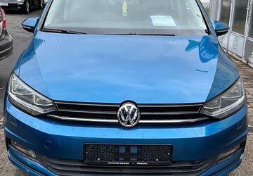 VW Touran 152.000 km 10.990 &euro; Wiesbaden 65199