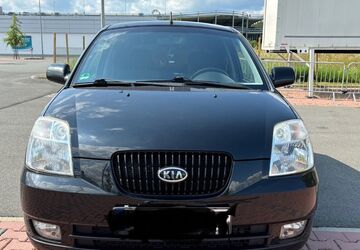 Kia Picanto 185.000 km 2.499 &euro; Eschborn 65760
